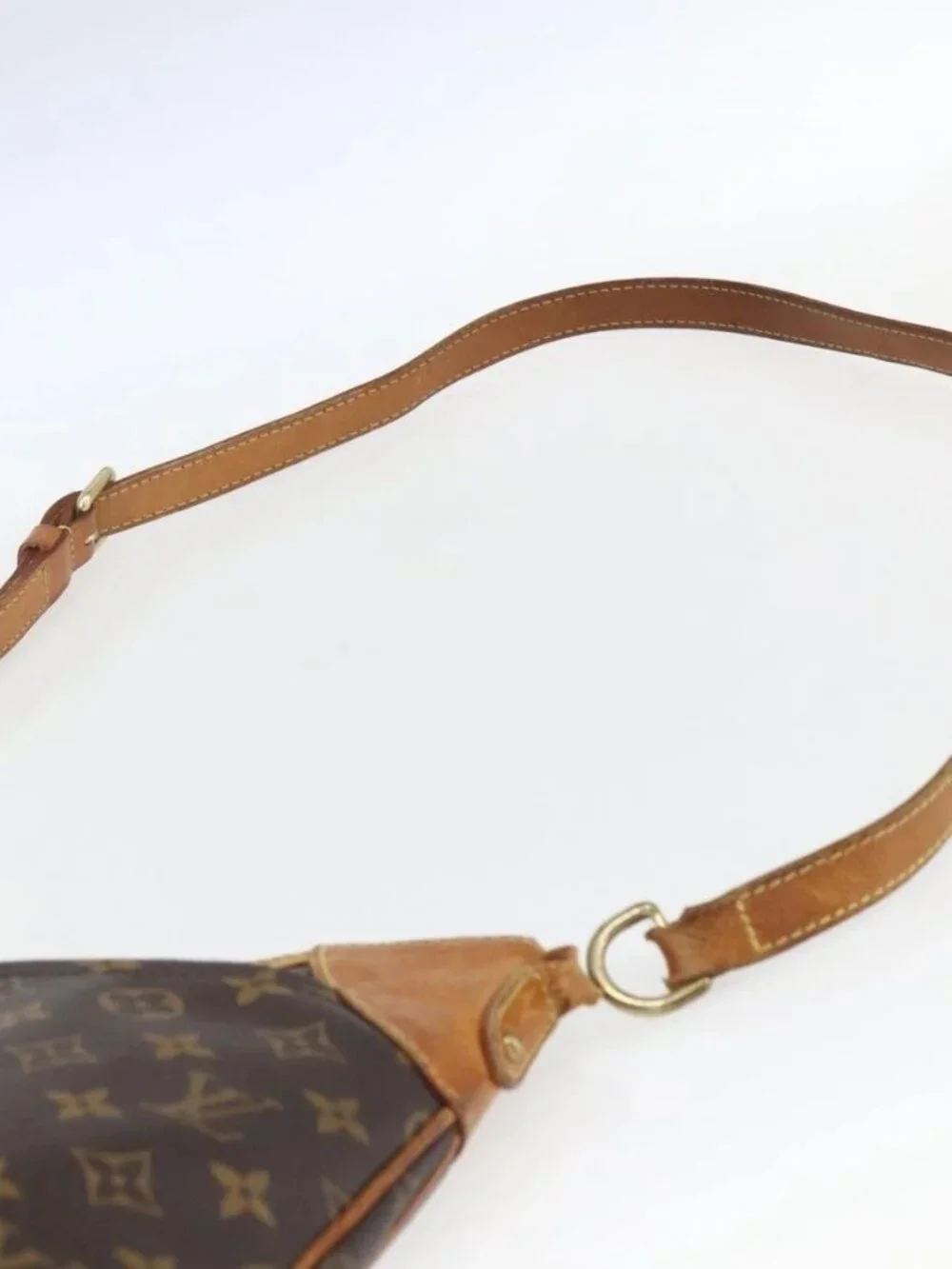 LOUIS VUITTON Monogram Odeon MM Shoulder Bag M56389 LV Auth 164317 - Picture 9 of 16